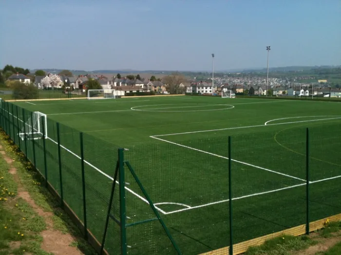 تكلفة شبوك ملاعب في السعوديه 0554052227